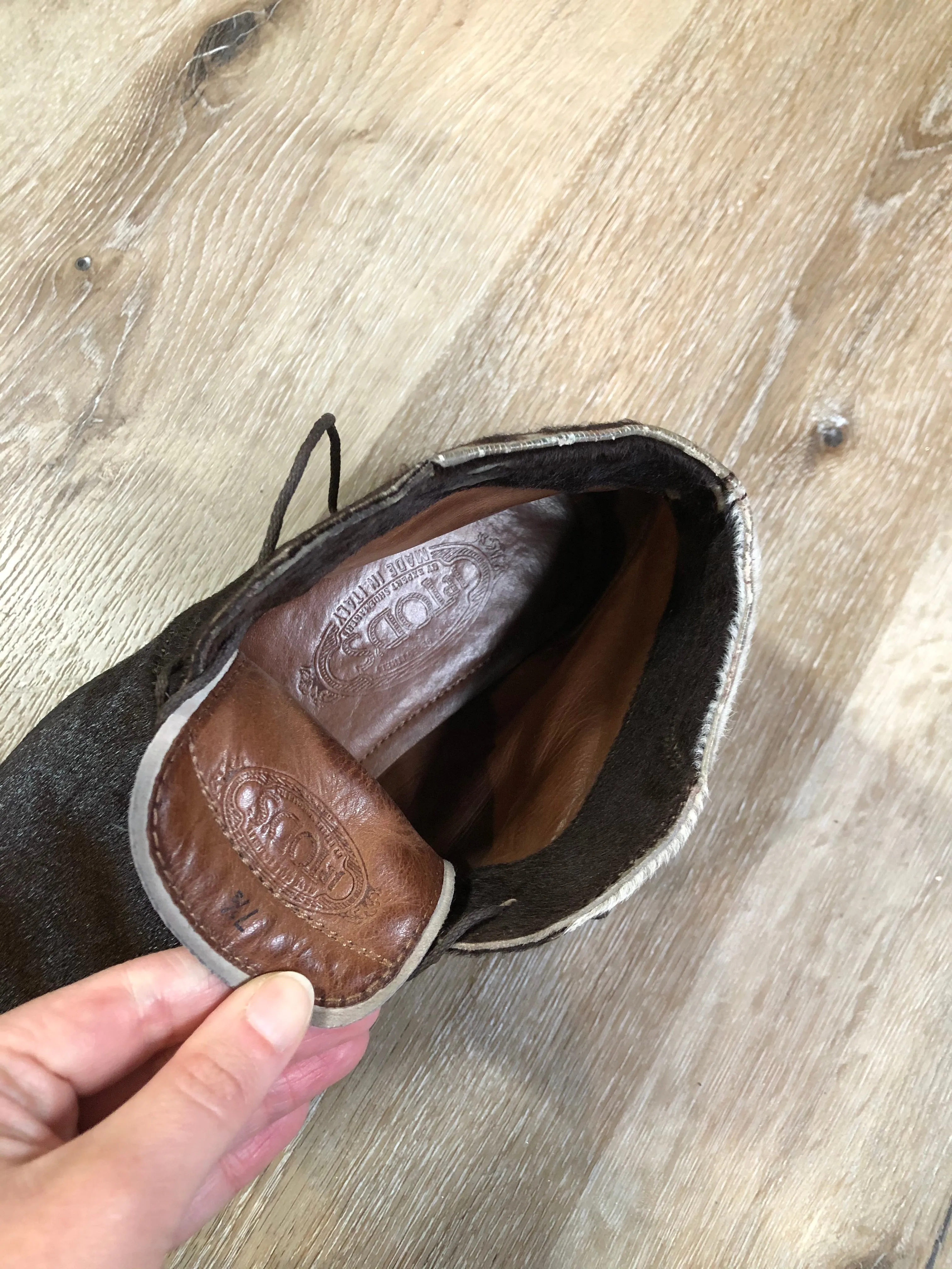 Barrington Vintage JP Tod’s Cowhide Chukka Boots, Made in Italy, US 7.5 Womens/ EUR 38 BARRINGTON