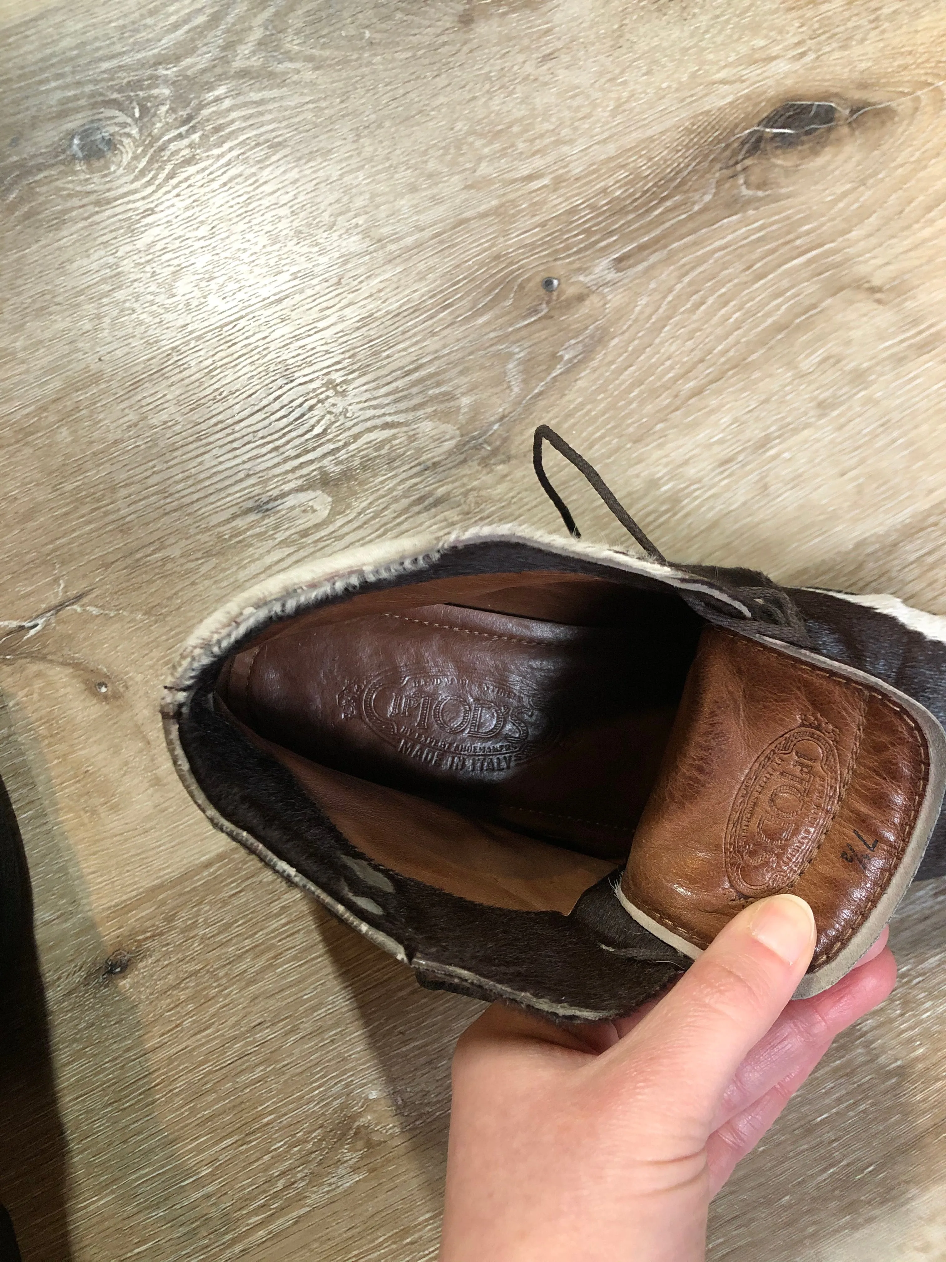 Barrington Vintage JP Tod’s Cowhide Chukka Boots, Made in Italy, US 7.5 Womens/ EUR 38 BARRINGTON