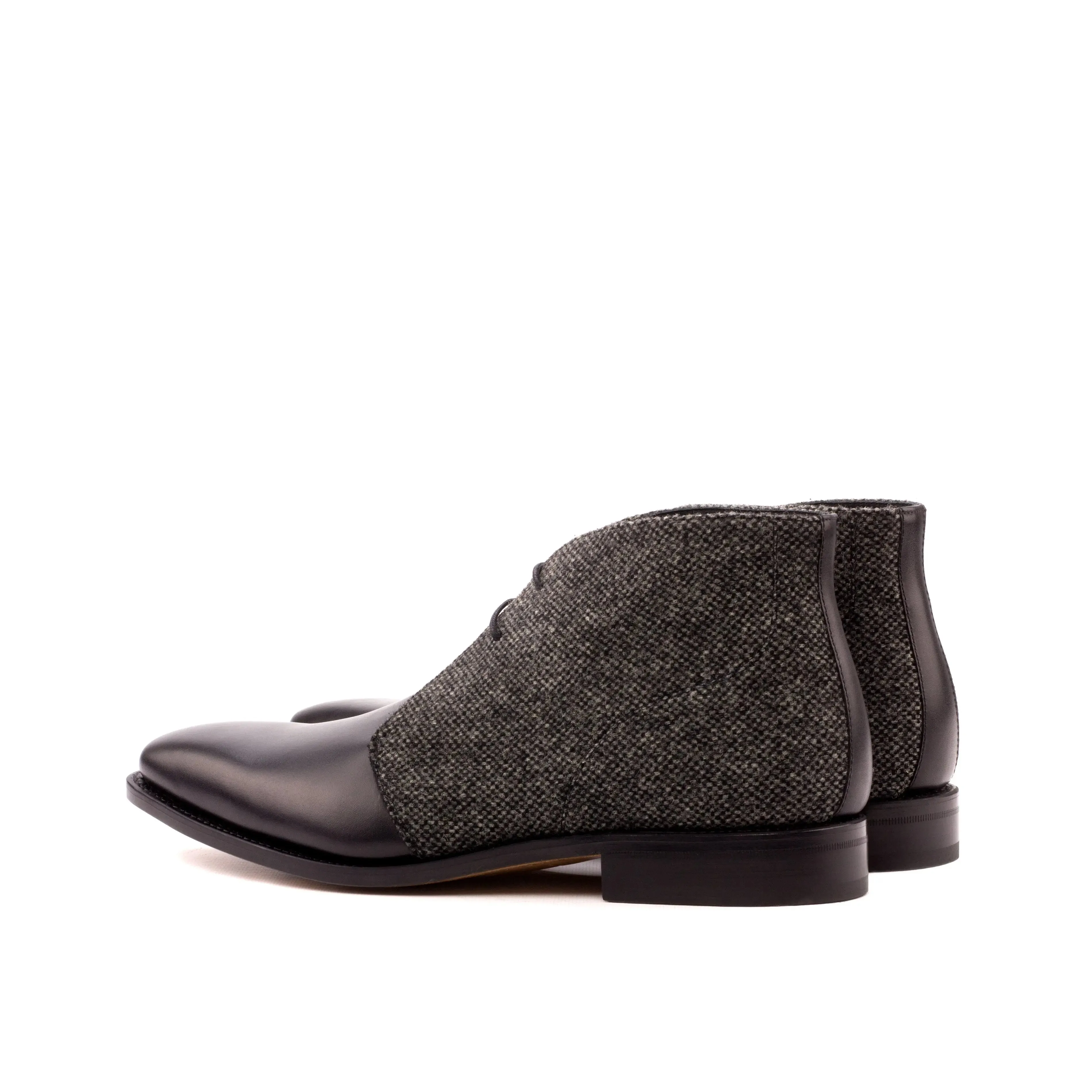 DapperFam Vivace in Black / Nailhead Men's Sartorial & Italian Leather Chukka