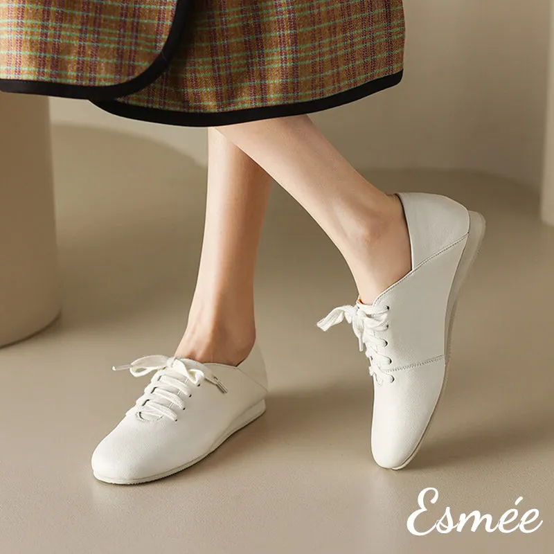 Leather Oxford Shoes with Round Toe Design