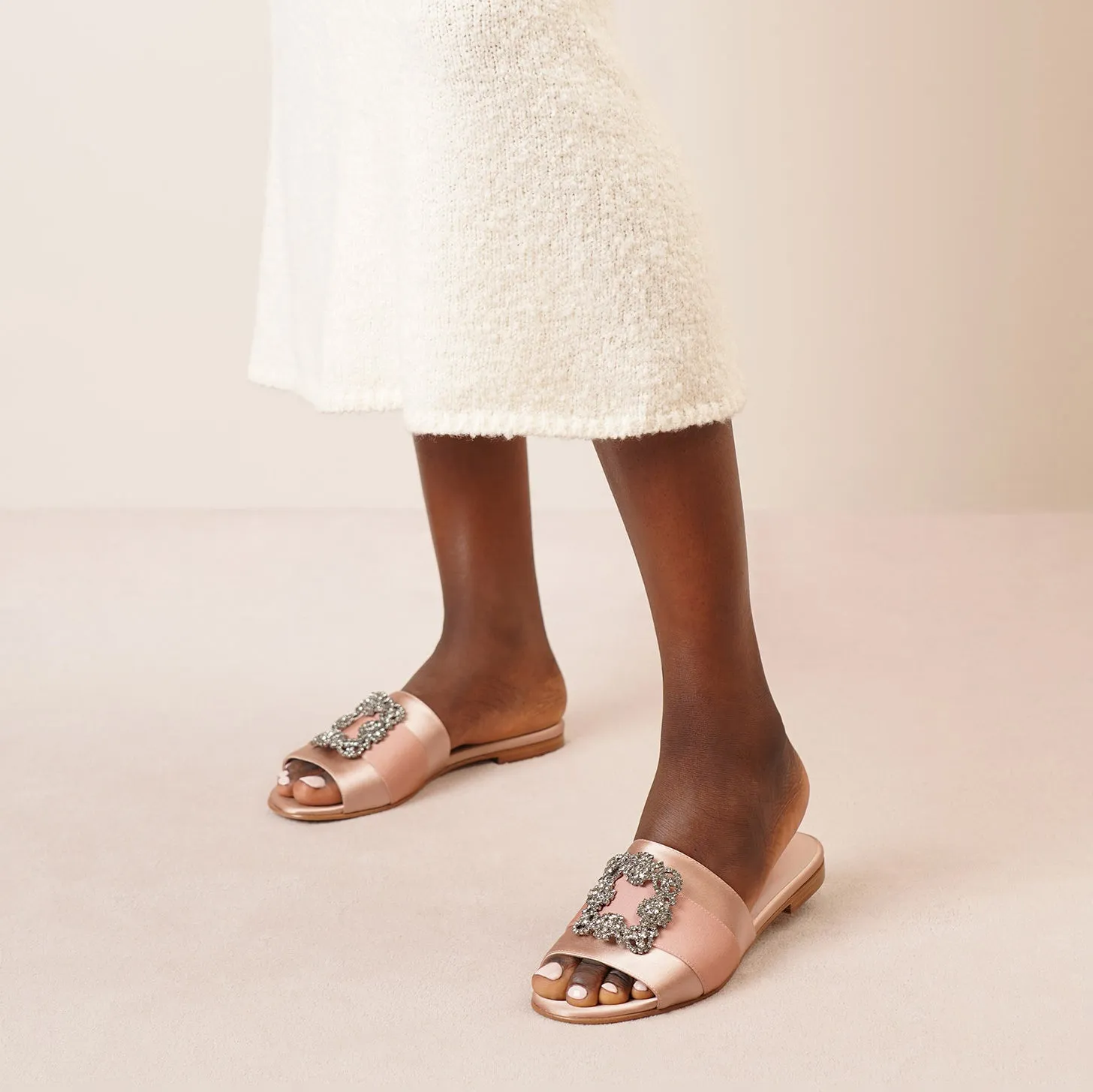 Martamod beige rose satin slides