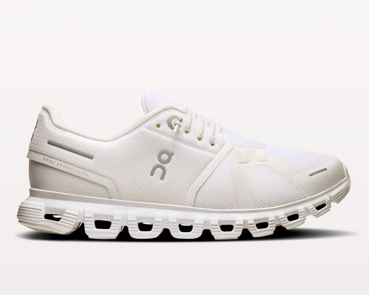 On Running Cloud 6 Women's Sneaker- White/ White