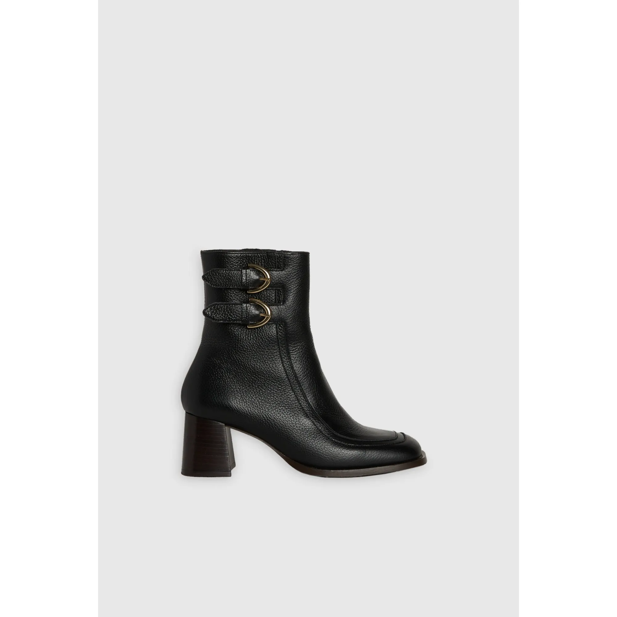Women Heeled Boots - Black