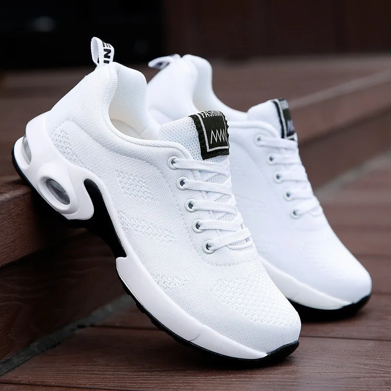 Women's Sneakers / Running Shoes